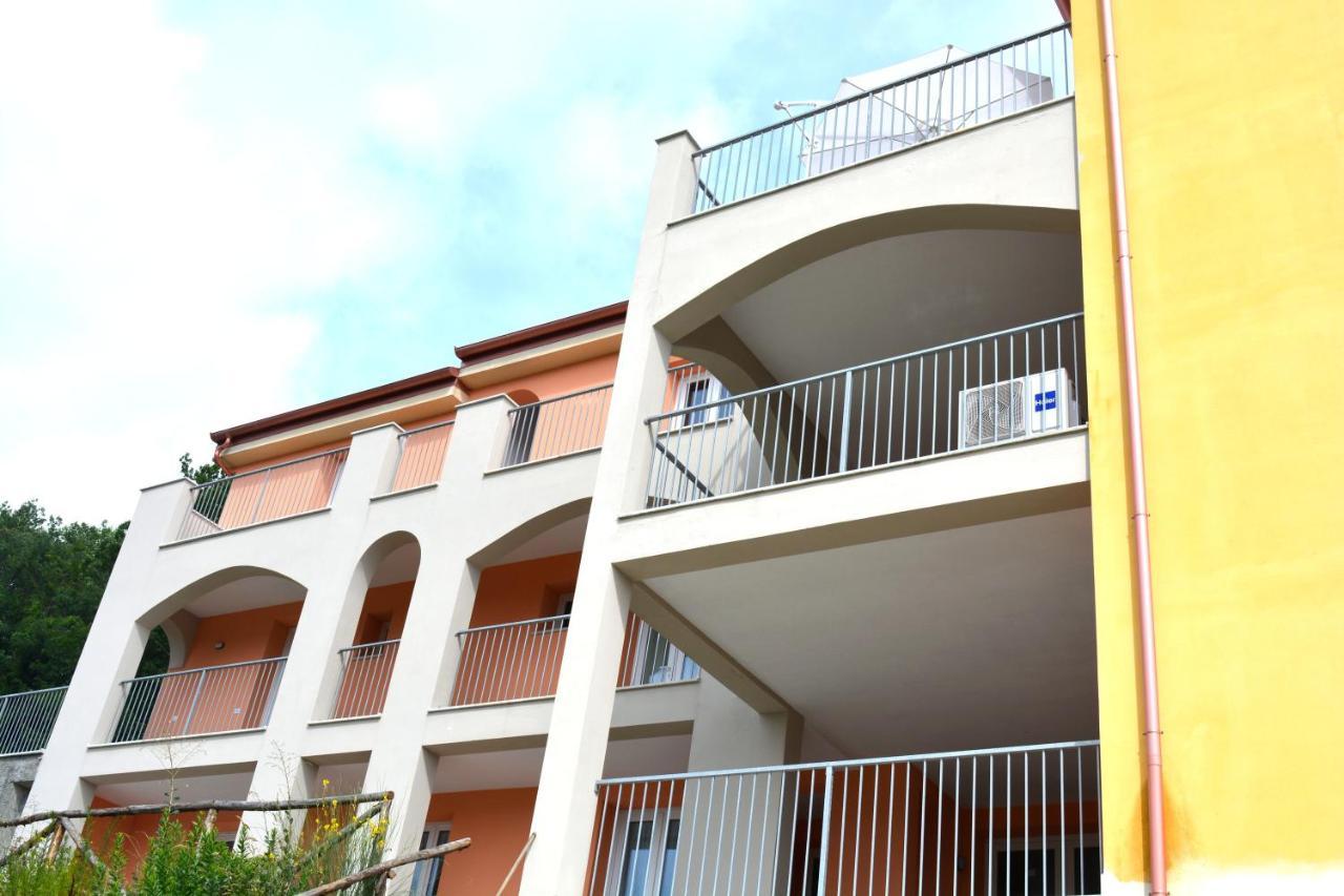 Castagnarossa Casa Vacanze Beverino Exterior foto